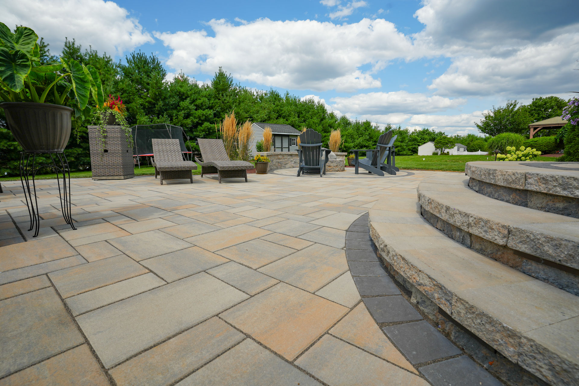 patio design firepit and seating wall