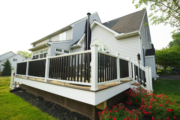 Custom deck structure Lehigh Valley, PA